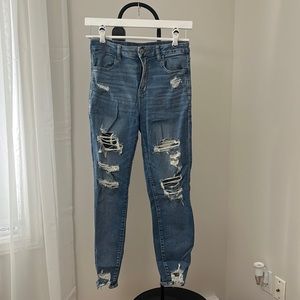 American Eagle Distressed Skinny Jean